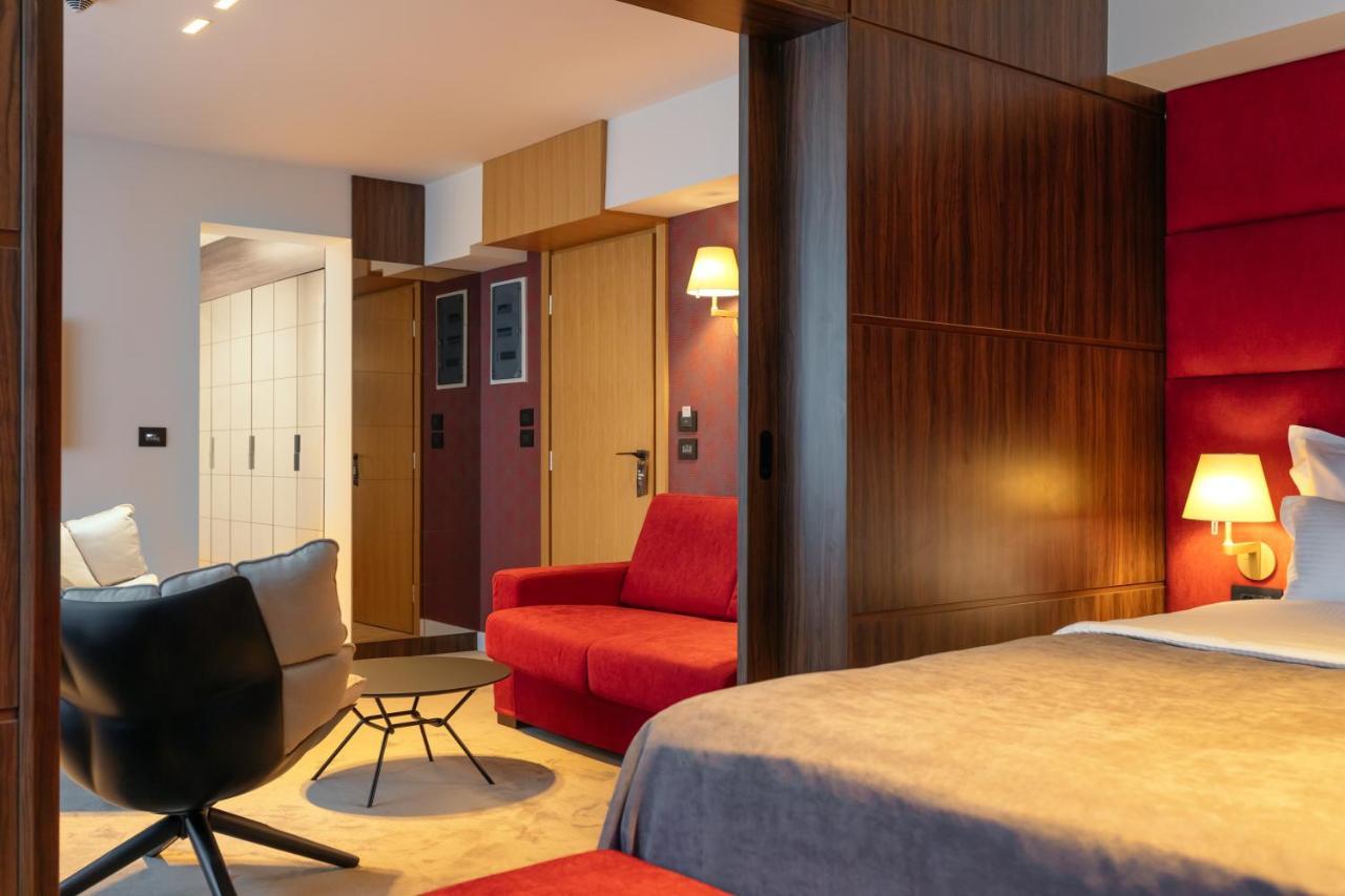 Agape Hotel Bar